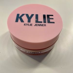 Kylie Cosmetics Setting Powder (Soft Pink)